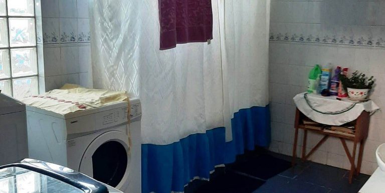 bañoo
