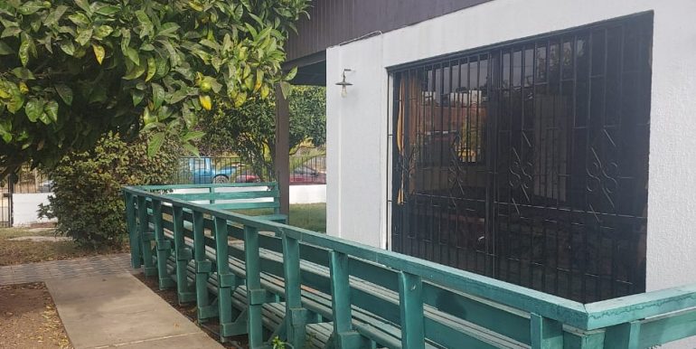 PATIO LATERAL